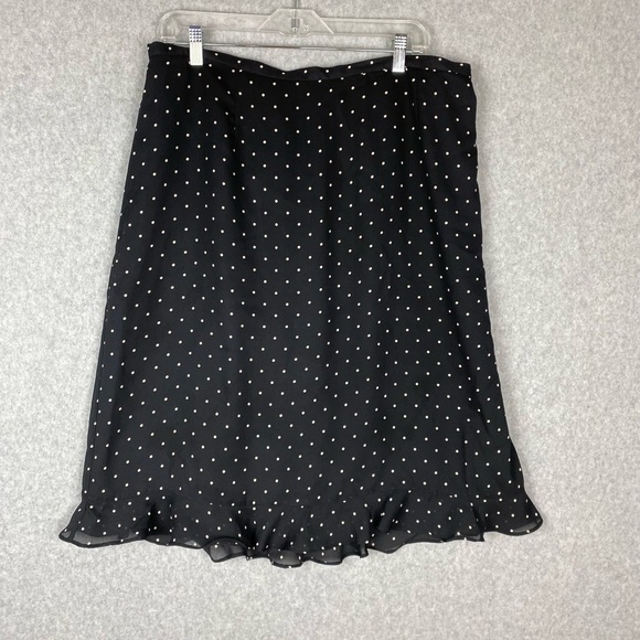 Lane Bryant Black Skirt with White Polka Dots Sz 18/20 - Picture 1 of 8